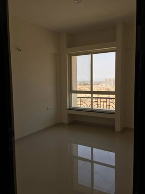Room in 1 BHK Apartment at Nyati Evita, Dhanori – for Sale