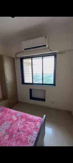 Room in 2 BHK Apartment at Puranik City, Kasarvadavali – for Rent