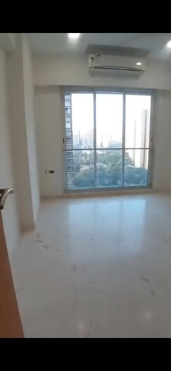 2.5 BHK Apartment For Rent in Ekta Tripolis