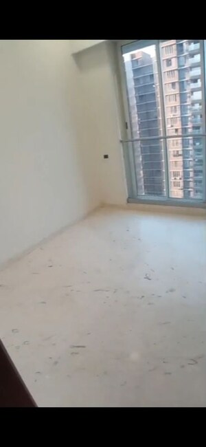 Study Room in 2.5 BHK Apartment at Ekta Tripolis, Goregaon West – for Rent