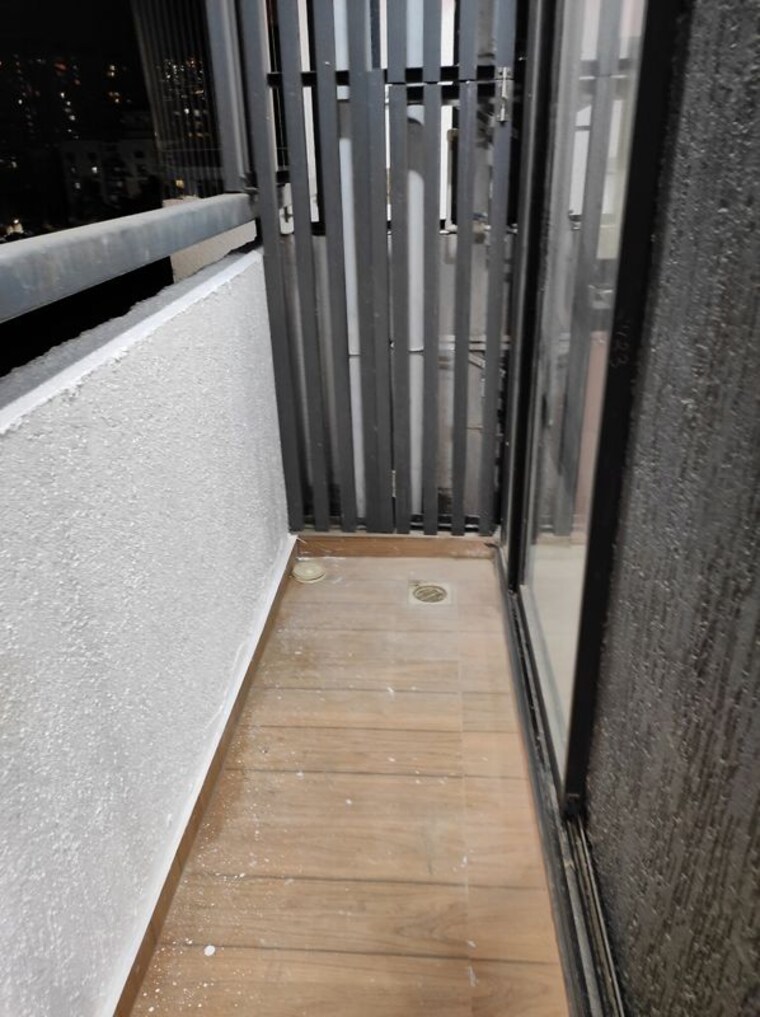Balcony, hiranandani-park-willow-crest 4 Bedroom 1300 Sq.Ft. Apartment In Ghodbunder Road Thane 10625187