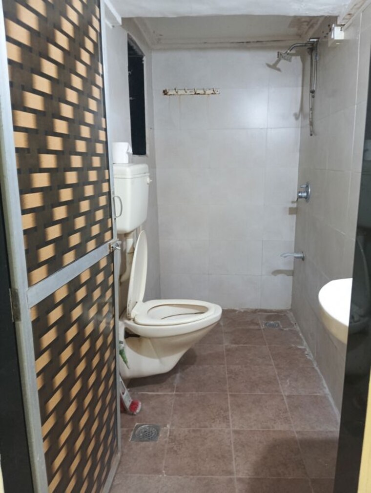 Bathroom, thane west 1 Bedroom 650 Sq.Ft. Apartment In Thane West Thane 10625198