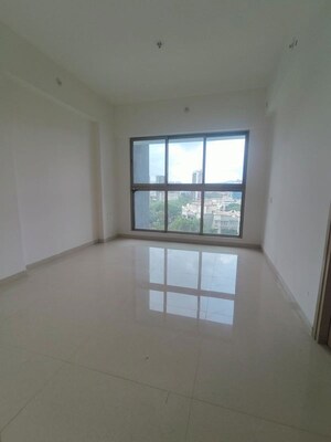 Room in 3 BHK Apartment at Raj Infinia, Malad West – for Rent