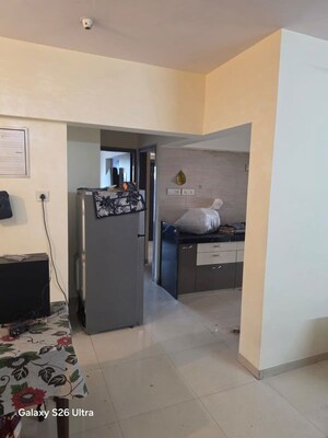 Room in 2 BHK Apartment at Delta Vrindavan, Mira Road – for Rent