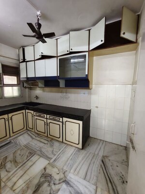Kitchen in 1 BHK Apartment at Andheri East – for Rent