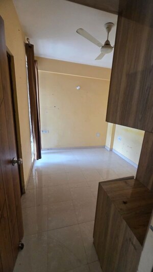 Bathroom in 3 BHK Apartment at Conscient Habitat 102, Sector 102 – for Rent