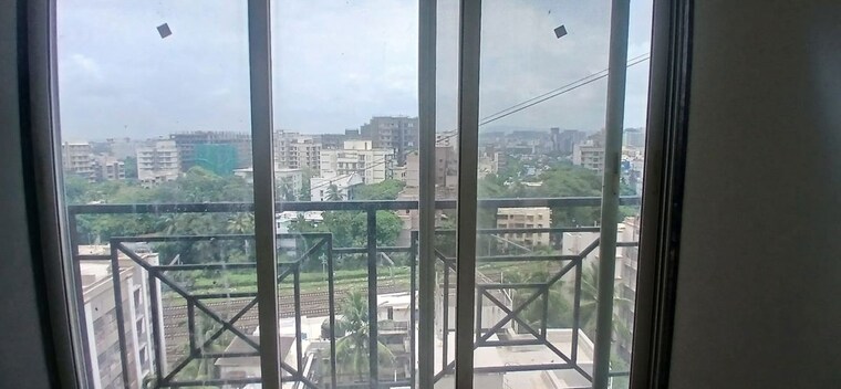 Balcony, kamala-nav-natraj 2.5 Bedroom 1500 Sq.Ft. Apartment In Santacruz West Mumbai 10625250
