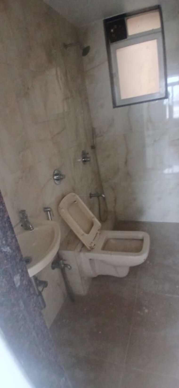 Bathroom, kamala-nav-natraj 2.5 Bedroom 1500 Sq.Ft. Apartment In Santacruz West Mumbai 10625250