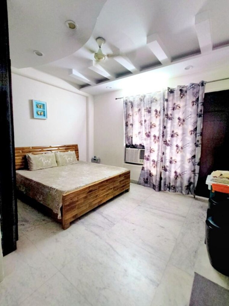 Bedroom, sector 51 3 Bedroom 1800 Sq.Ft. Builder Floor In Sector 51 Gurgaon 10625271