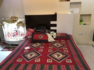 Bedroom in 2 BHK Apartment at Jeevan Nagar – for Rent