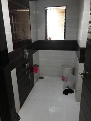 Team Area in 2 BHK Apartment at Jeevan Nagar – for Rent