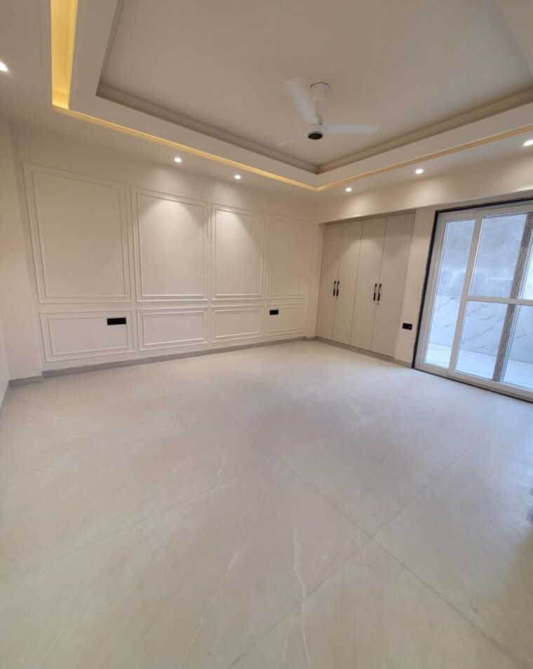 Room, green fields colony 4 Bedroom 2500 Sq.Ft. Builder Floor In Green Fields Colony Faridabad 10625234