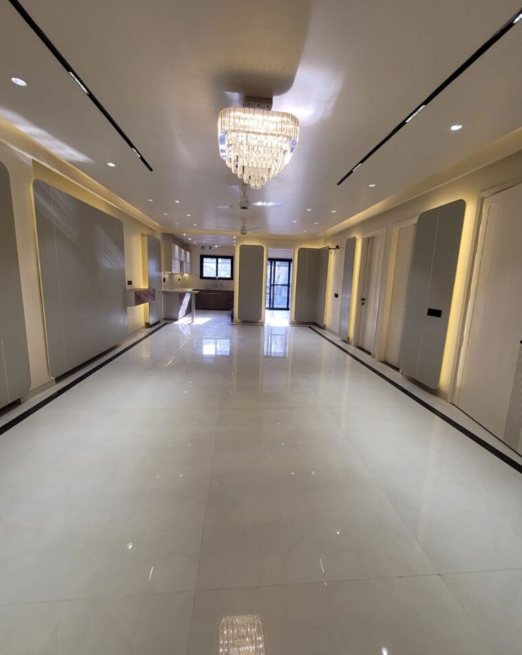 Room, green fields colony 4 Bedroom 2500 Sq.Ft. Builder Floor In Green Fields Colony Faridabad 10625234