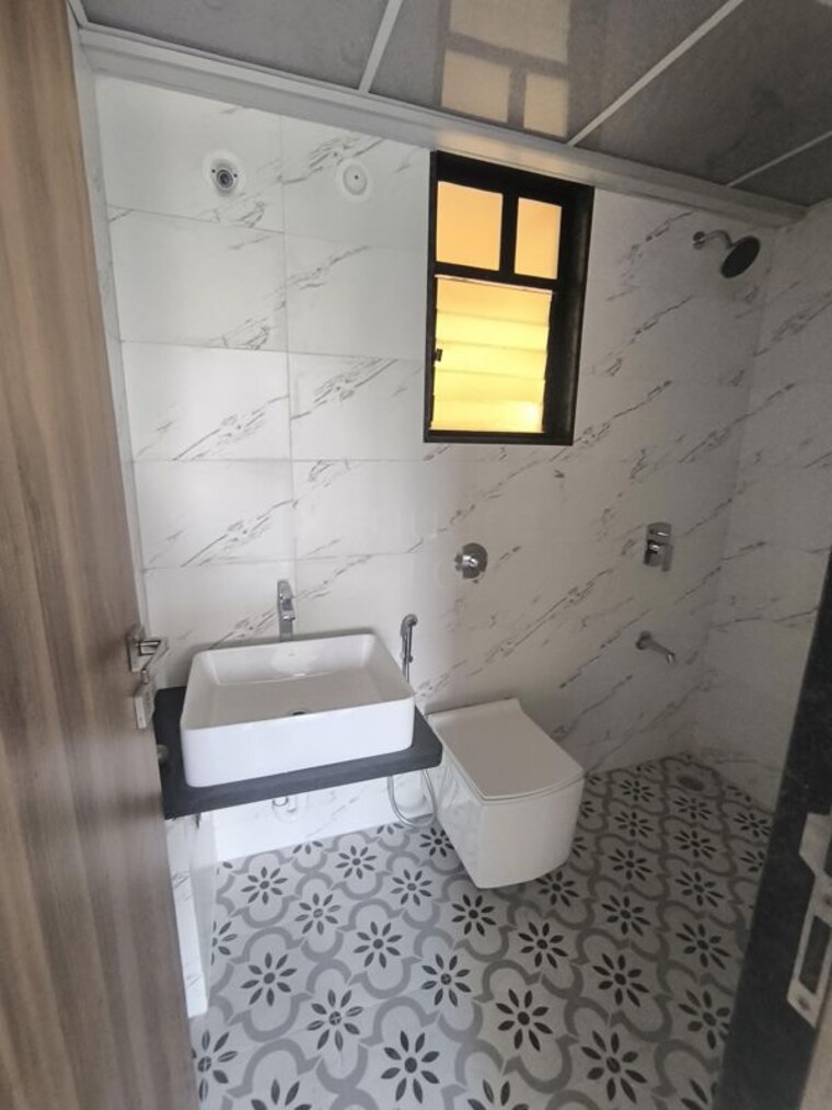 Bathroom, kohinoor-shangrila 2 Bedroom 1053 Sq.Ft. Apartment In Pimpri Pune 10625366
