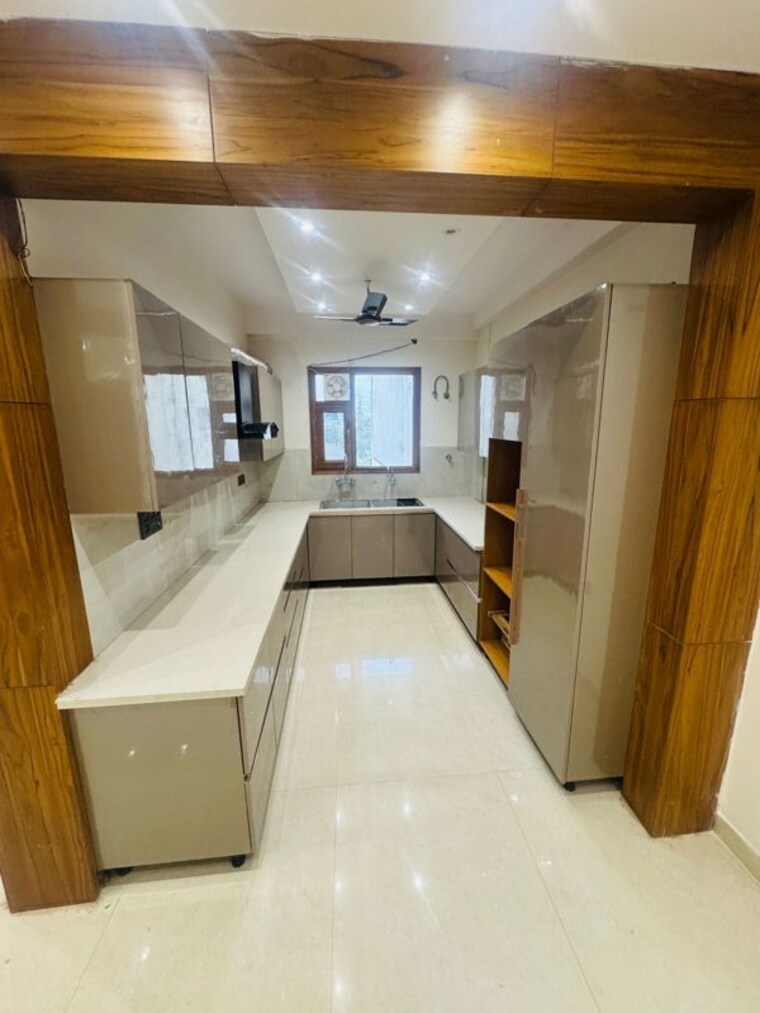 Kitchen, green fields colony 4 Bedroom 2656 Sq.Ft. Builder Floor In Green Fields Colony Faridabad 10625364