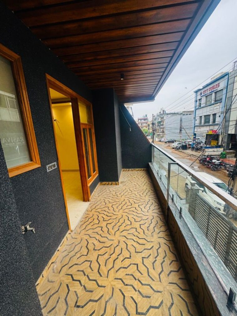 Balcony, green fields colony 4 Bedroom 2656 Sq.Ft. Builder Floor In Green Fields Colony Faridabad 10625364