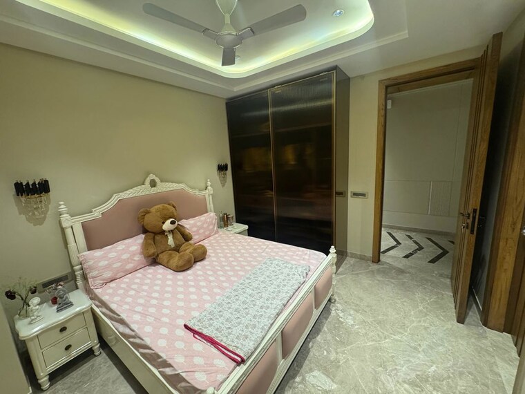 Bedroom, greater kailash ii 4 Bedroom 300 Sq.Yd. Builder Floor In Greater Kailash ii Delhi 10416416