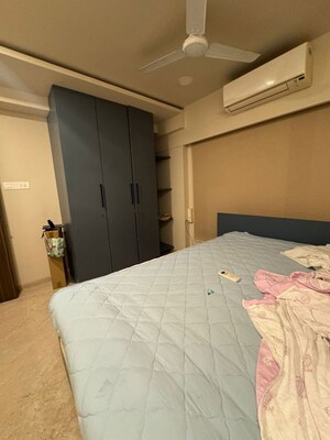 Bedroom in 3.5 BHK Apartment at Nandina Apartment, Bandra West – for Rent