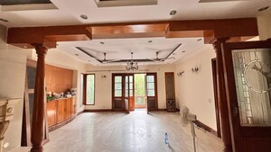 6+ BHK Independent House For Sale in Safdarjung Enclave