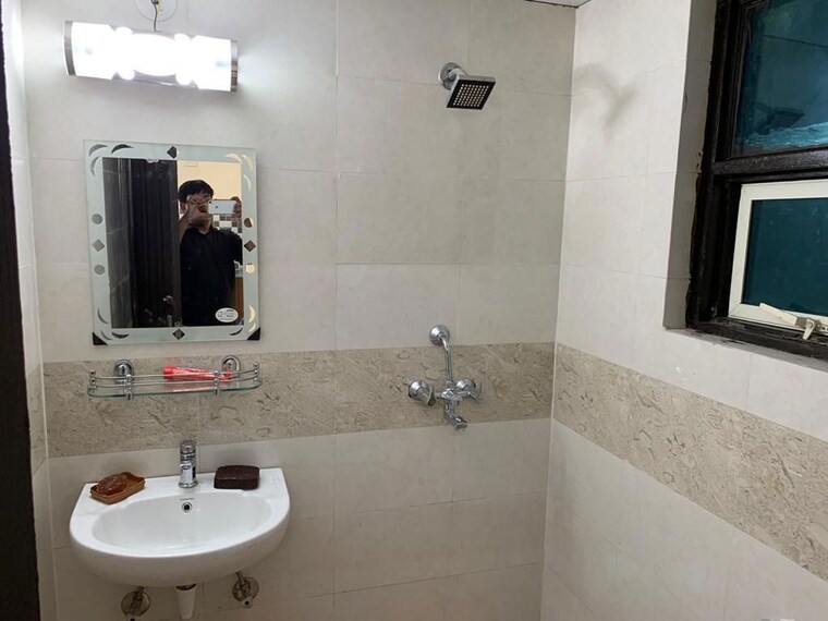 Bathroom, svp-gulmohur-garden 3 Bedroom 1290 Sq.Ft. Apartment In Raj Nagar Extension Ghaziabad 10625373