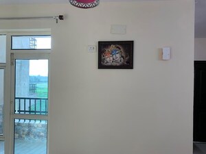 Room in 3 BHK Apartment at SVP Gulmohur Garden, Raj Nagar Extension – for Rent