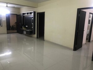Room in 3 BHK Apartment at Nagarjuna Enclave – for Rent