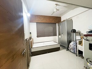 Room in 3 BHK Apartment at Gota – for Sale