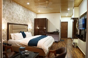 6+ BHK Villa For Sale in Mussoorie