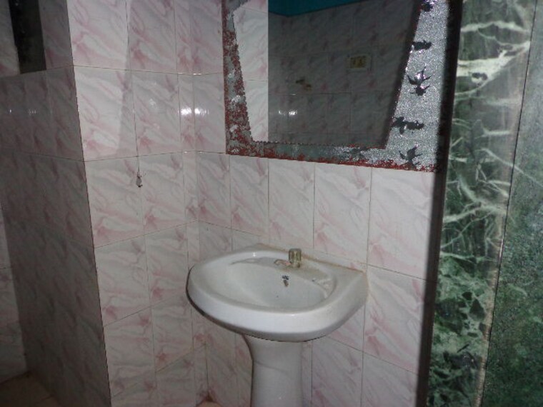 Bathroom, choice-group-goodwill-r-k-puram 2 Bedroom 2150 Sq.Ft. Apartment In Tingre Nagar Pune 10625334