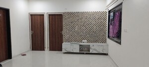 Room in 2 BHK Apartment at Halasuru – for Rent