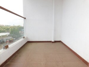 Room in 3 BHK Apartment at VB Aundh Renaissance, Aundh – for Rent