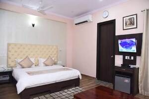 Bedroom in  Pg at Sector 56 – for Rent