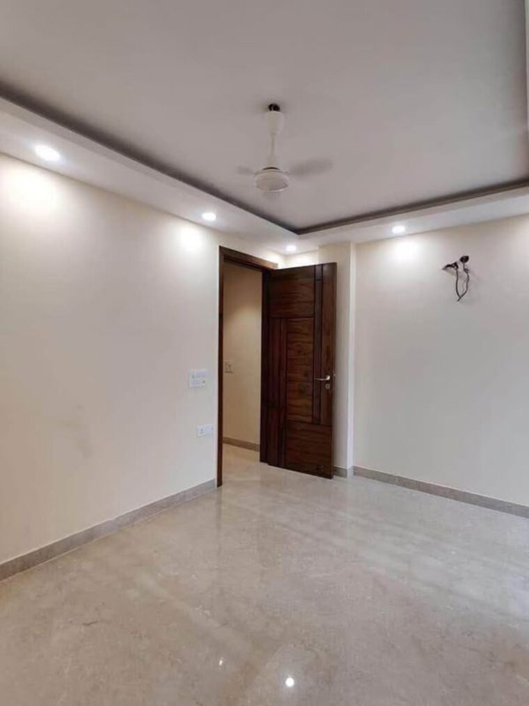 Room, lajpat nagar 2 Bedroom 600 Sq.Ft. Builder Floor In Lajpat Nagar Delhi 10625464