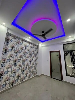 Master Plan in 4 BHK Builder Floor at Dlf Ankur Vihar – for Sale