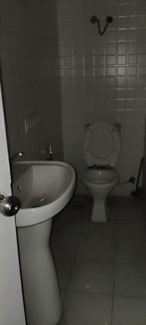 Bathroom in 3 BHK Builder Floor at Rps Palms, Sector 88 – for Sale