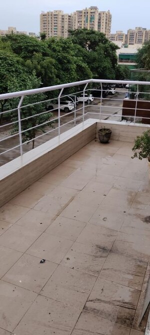 Balcony in 3 BHK Builder Floor at Rps Palms, Sector 88 – for Sale
