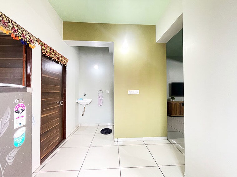 undefined, narol 2 Bedroom 1071 Sq.Ft. Apartment In Narol Ahmedabad 10625499