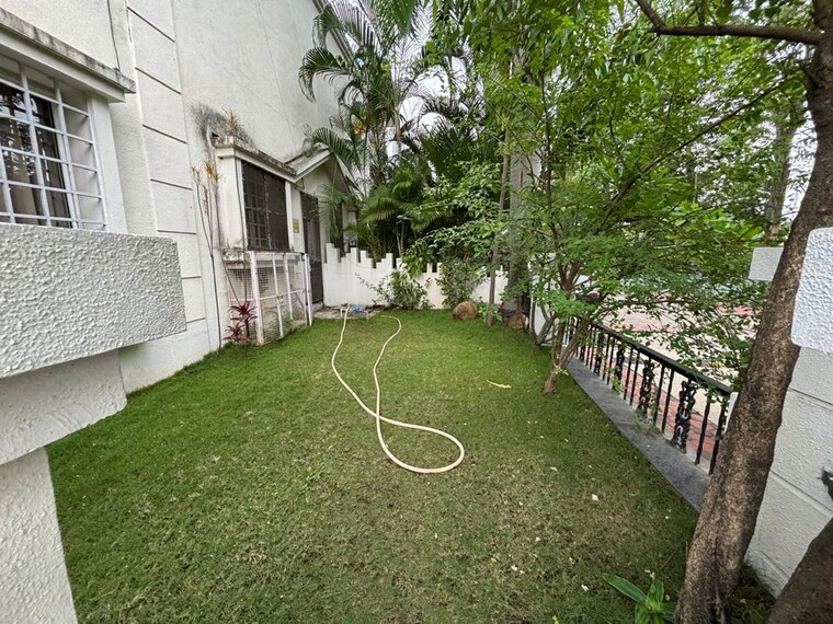 Balcony, vandana-residency-kharadi 3.5 Bedroom 1500 Sq.Ft. Apartment In Kharadi Pune 10625493