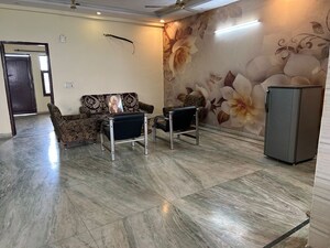 Living Room in 3 BHK Builder Floor at Green Fields Colony – for Rent