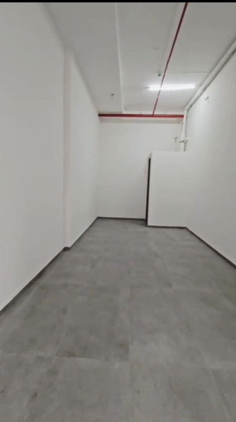 Room, prashant-sadan-chs Commercial Shop 425 Sq.Ft. In Borivali West Mumbai 10625475