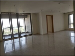 Room in 3 BHK Apartment at Vascon Windermere, Koregaon – for Sale