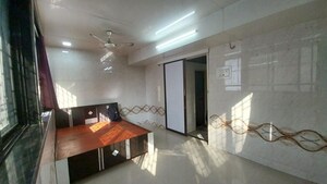 Room in 1 BHK Apartment at Mira Road – for Rent
