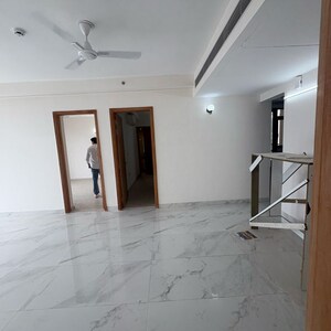 Room in 2 BHK Apartment at M3M Heights, Sector 65 – for Rent