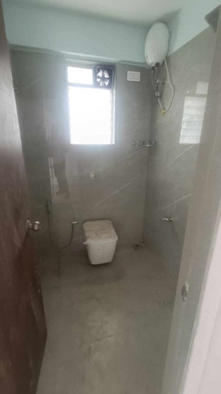Bathroom, pratham-prerana-chs 2 Bedroom 750 Sq.Ft. Apartment In Andheri West Mumbai 10625581
