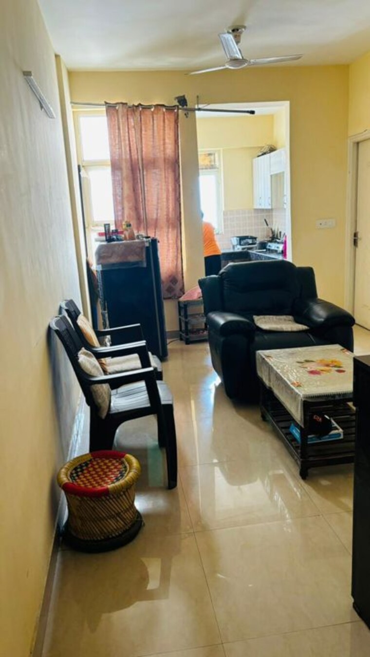 Living Room, shree-vardhman-mantra 2 Bedroom 800 Sq.Ft. Apartment In Sector 67 Gurgaon 10625576