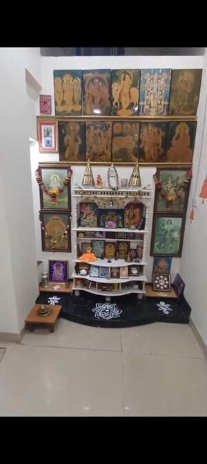 Furnished Amenities in 4 BHK Villa at Lokpuram Complex, Vasant Vihar – for Rent