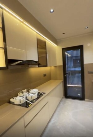 Living Room in 3 BHK Builder Floor at Sector 23 – for Rent