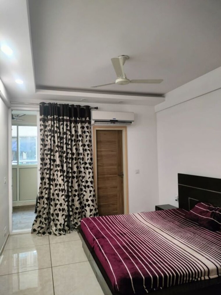 Bedroom, vip road 3 Bedroom 1850 Sq.Ft. Apartment In Vip Road Zirakpur 10625647