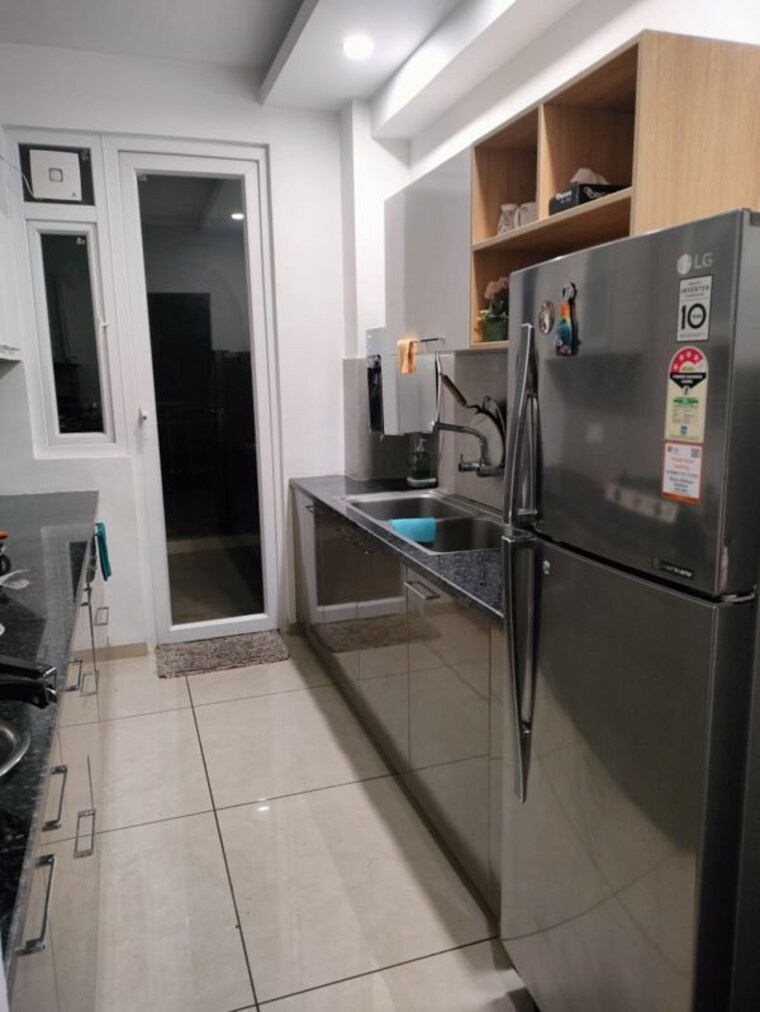 Kitchen, vip road 3 Bedroom 1850 Sq.Ft. Apartment In Vip Road Zirakpur 10625647