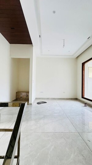 Room in 4 BHK Villa at Ambala Highway – for Sale